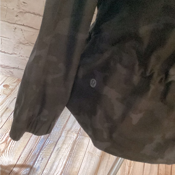 Lululemon athletica Pack It In Jacket - Picture 8 of 9